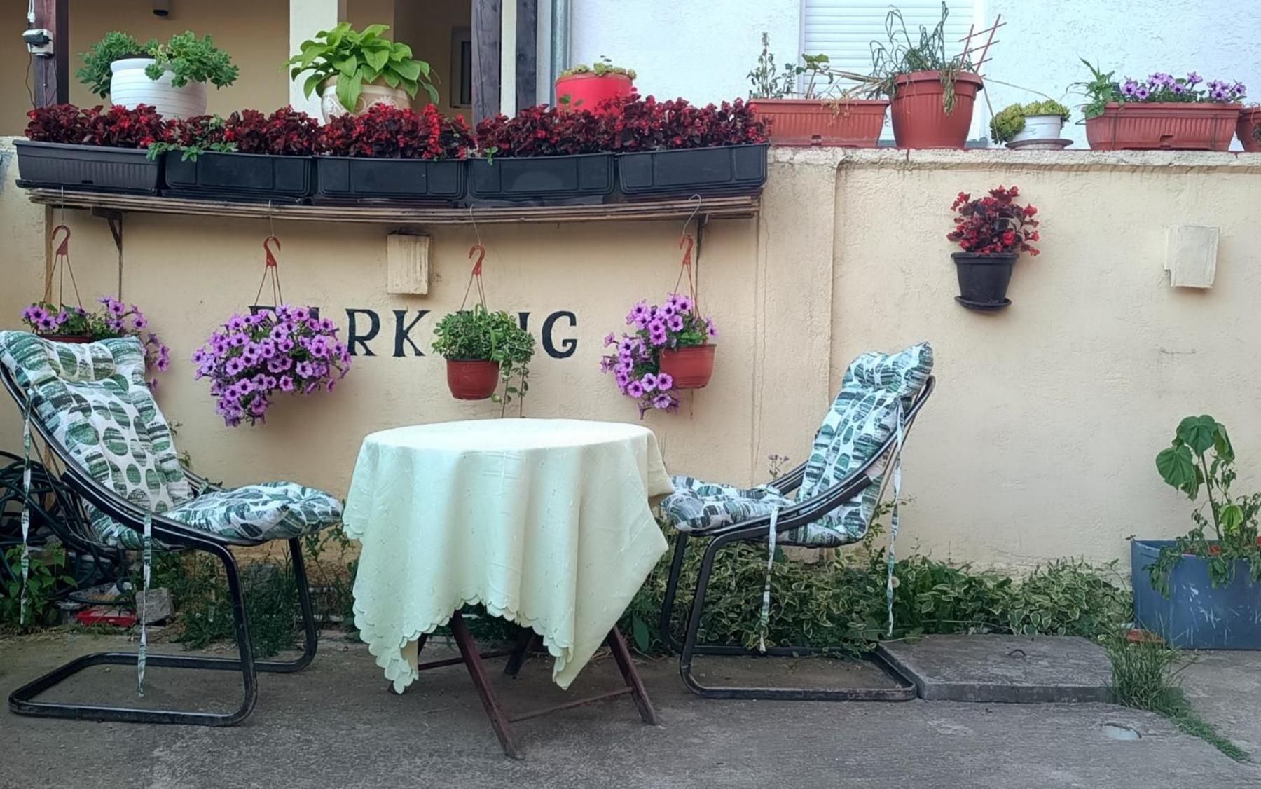 Guest House Mirijevski Konak Belgrado Exterior foto