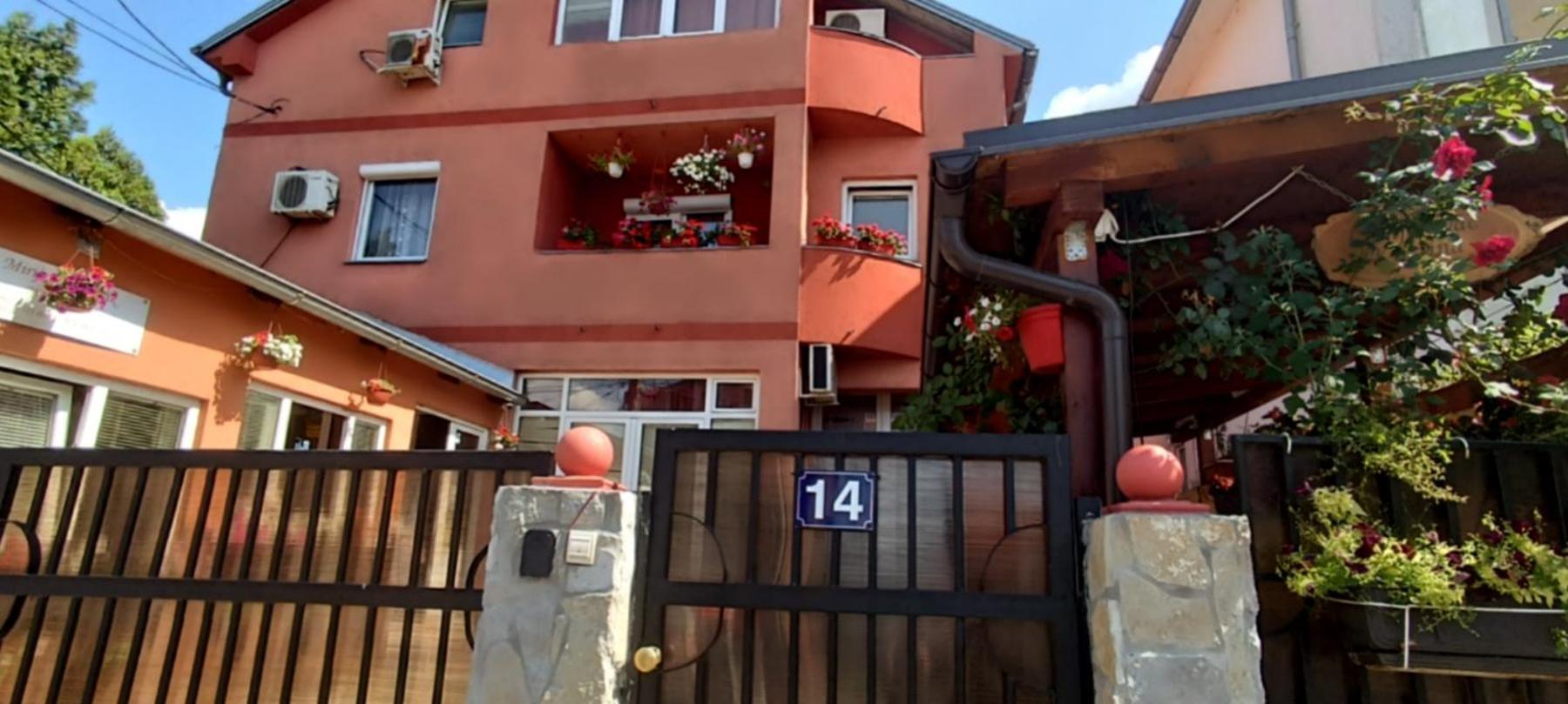Guest House Mirijevski Konak Belgrado Exterior foto
