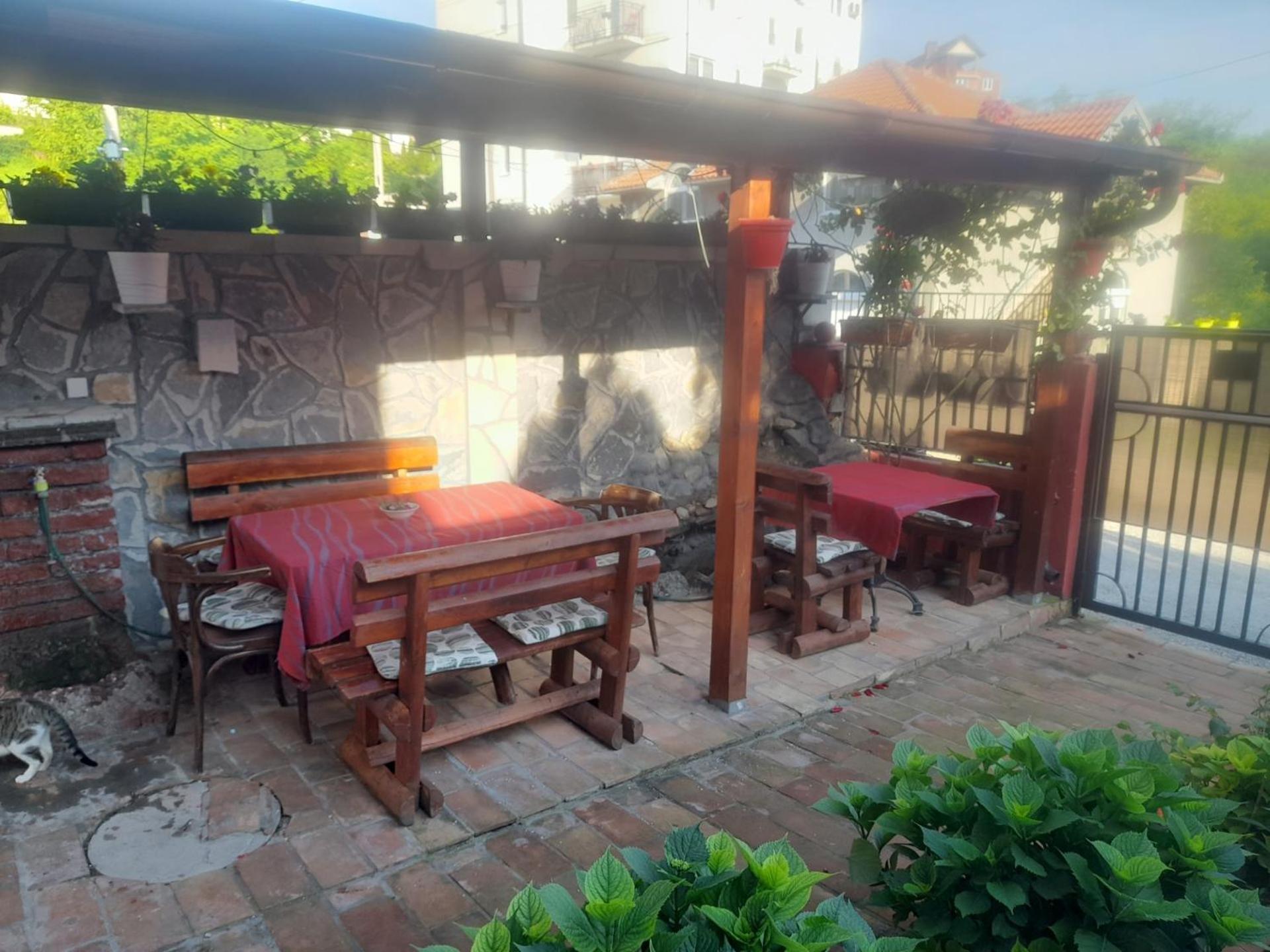 Guest House Mirijevski Konak Belgrado Exterior foto