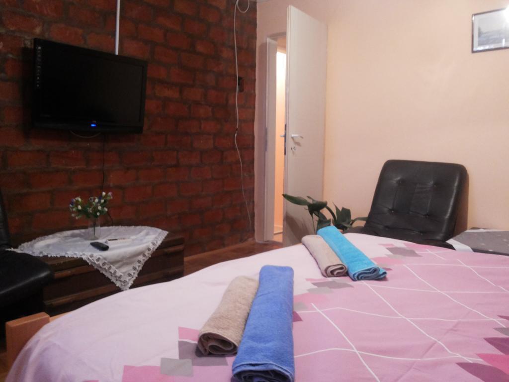 Guest House Mirijevski Konak Belgrado Exterior foto